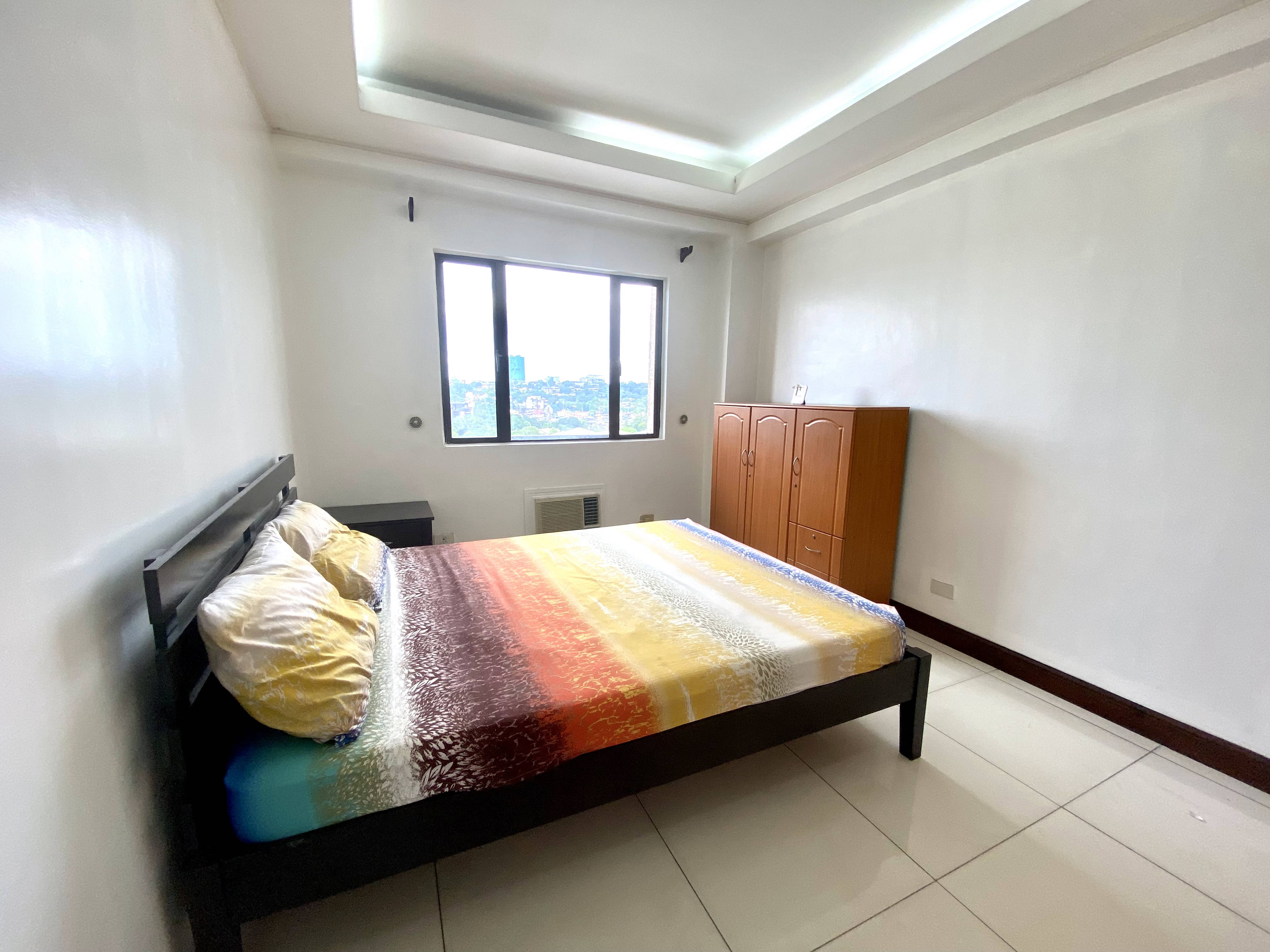 Fully furnished one bedroom condo