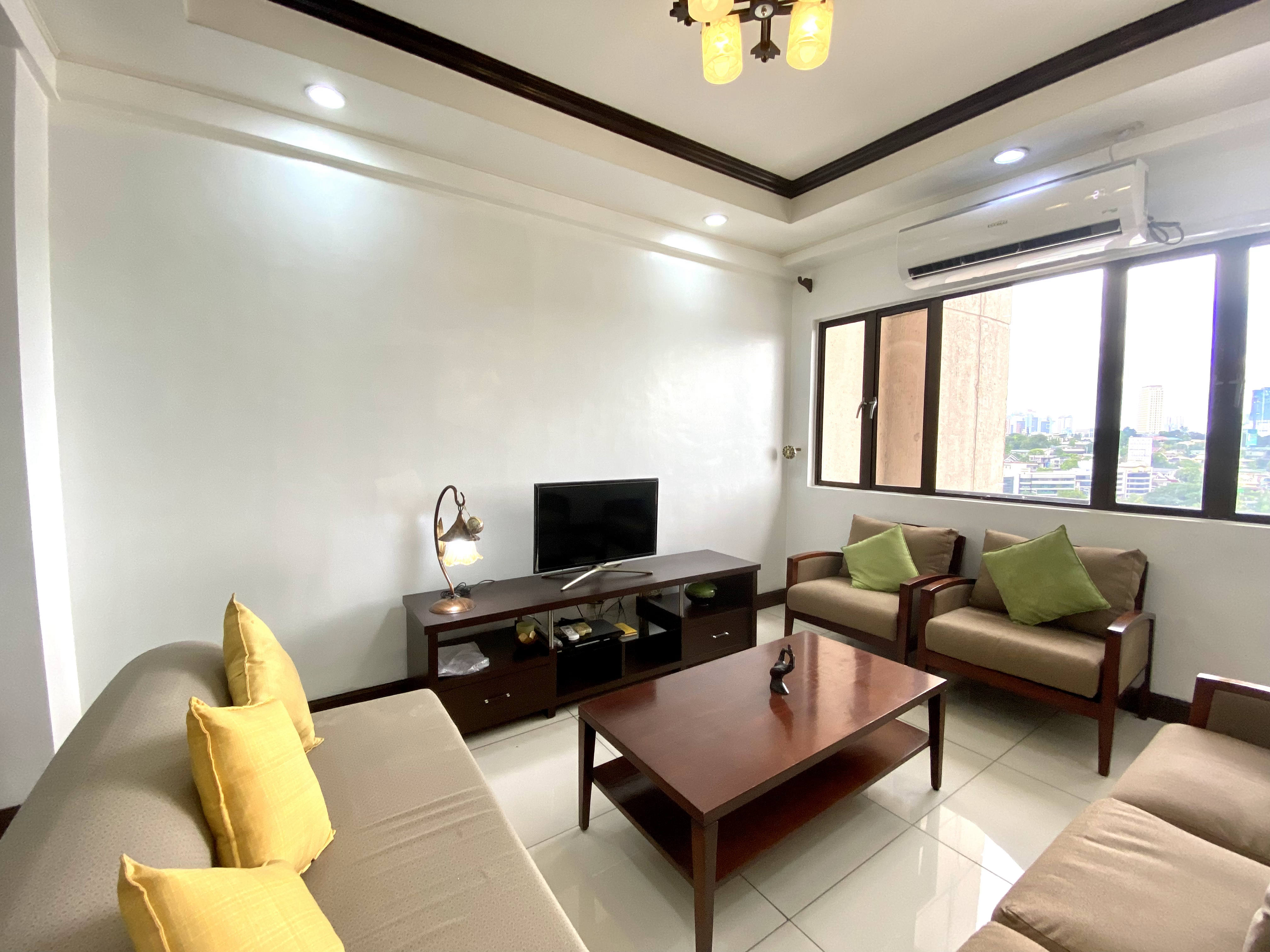 Fully furnished one bedroom condo