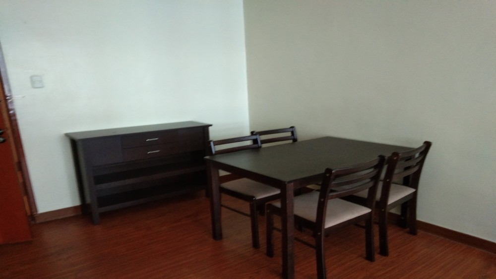 Eastwood Parkview 1 Furnished 1-Bedroom Condo