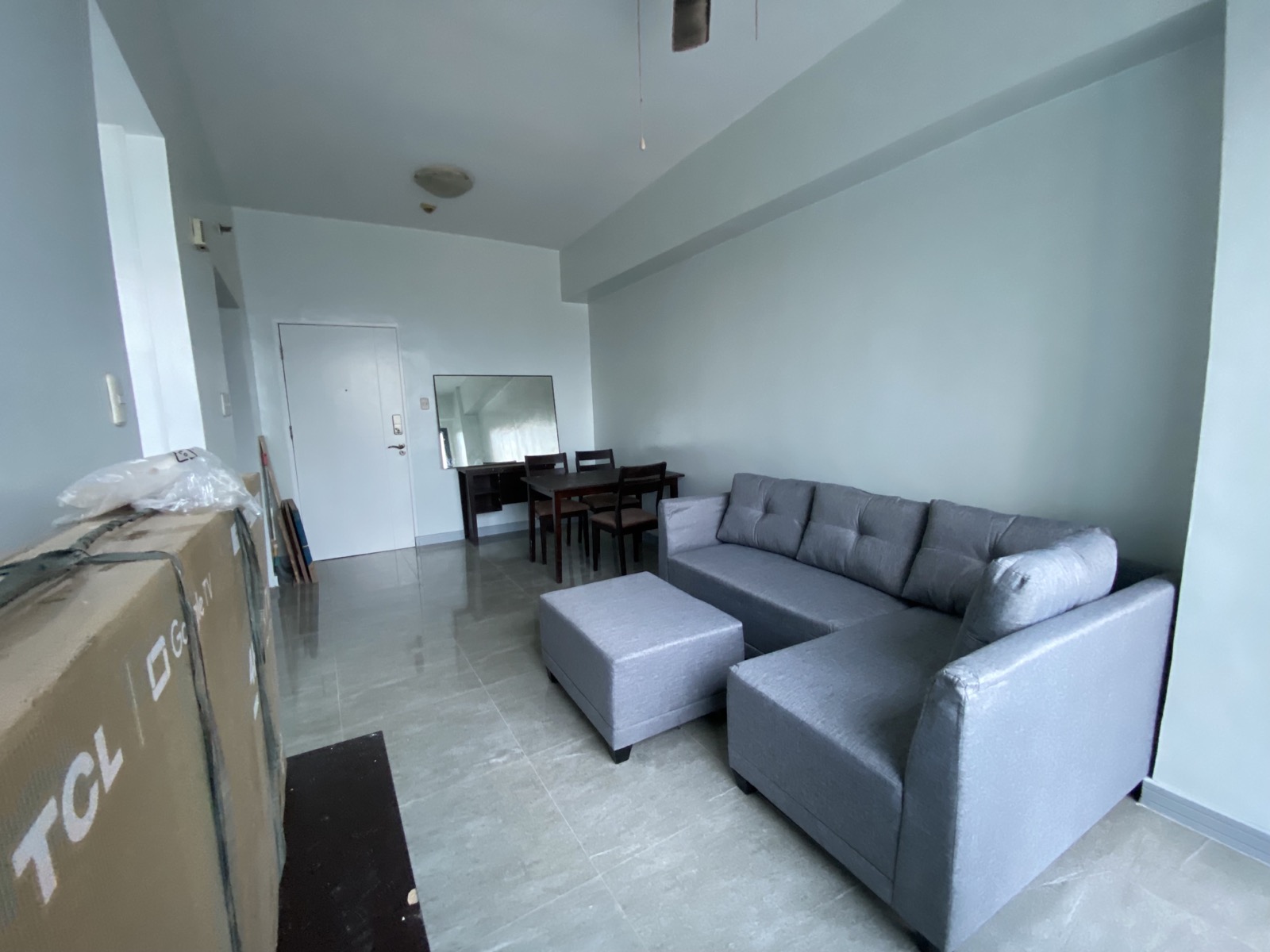 Newly refurbished studio with 1-bedroom layout in Eastwood Parkview