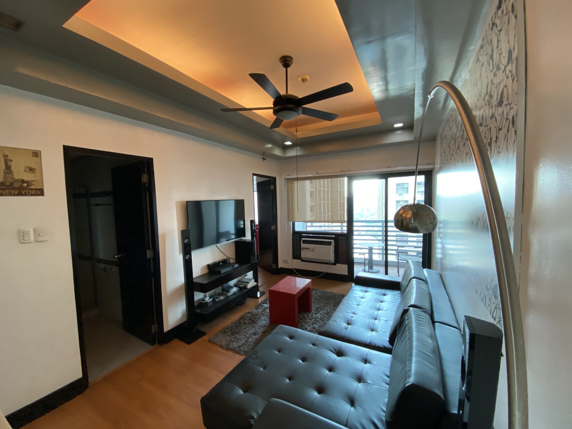One Central Park 1-Bedroom Condo with balcondy for rent