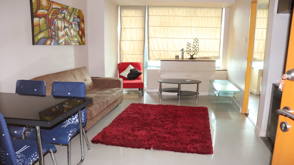 Eastwood Park Residences Furnished 1-Bedroom Condo
