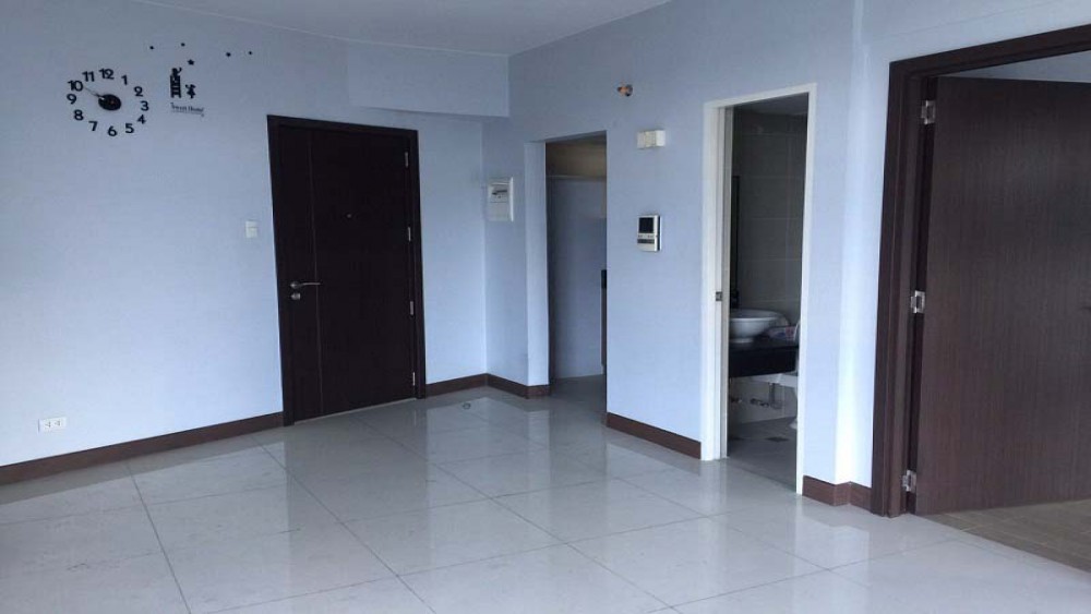 Eastwood Legrand 1 Unfurnished One Bedroom Condo