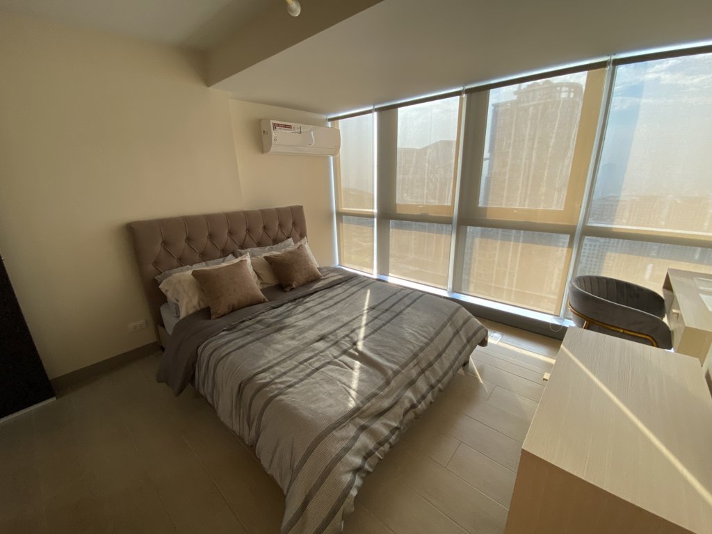 Furnished 1-Bedroom in Eastwood Global Plaza
